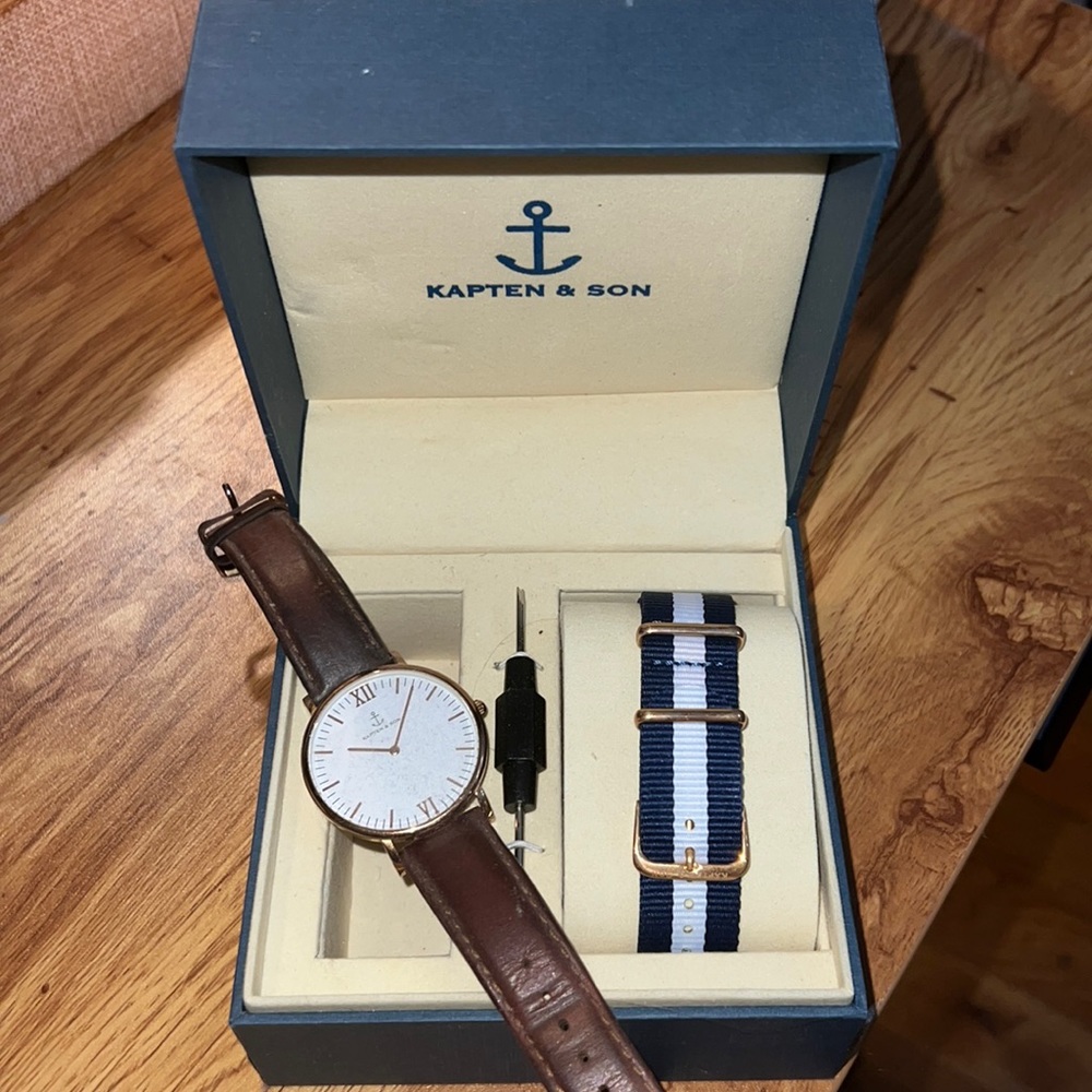 Kapten & Son Watch